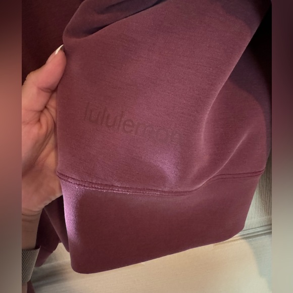 Lululemon Softstreme Perfectly Oversized Cropped Crew - Picture 4 of 6